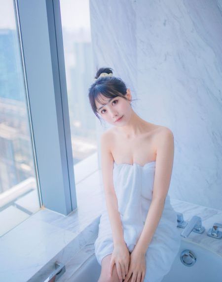 久久精品最新_720高清完整版